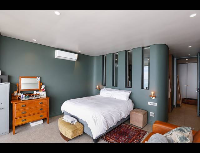 3 BEDROOM APARTMENT FOR SALE IN UMDLOTI BEACH